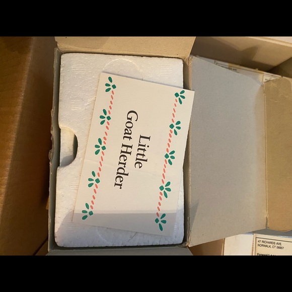 1994 Hummel Little Goatherder Egg MAKE OFFER - Picture 3 of 3